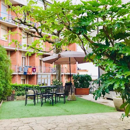 Enzo Lettings Apartment Кианчано Терме Екстериор снимка