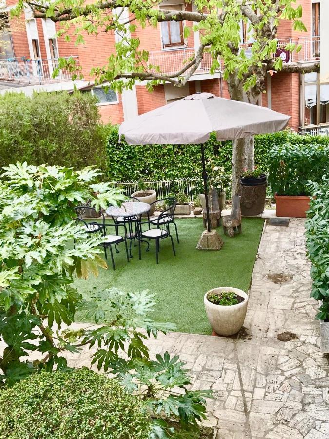 Enzo Lettings Apartment Кианчано Терме Екстериор снимка